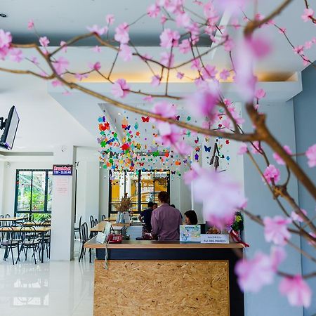 Calivefornia 2016 Hotel Chiang Rai Exterior photo