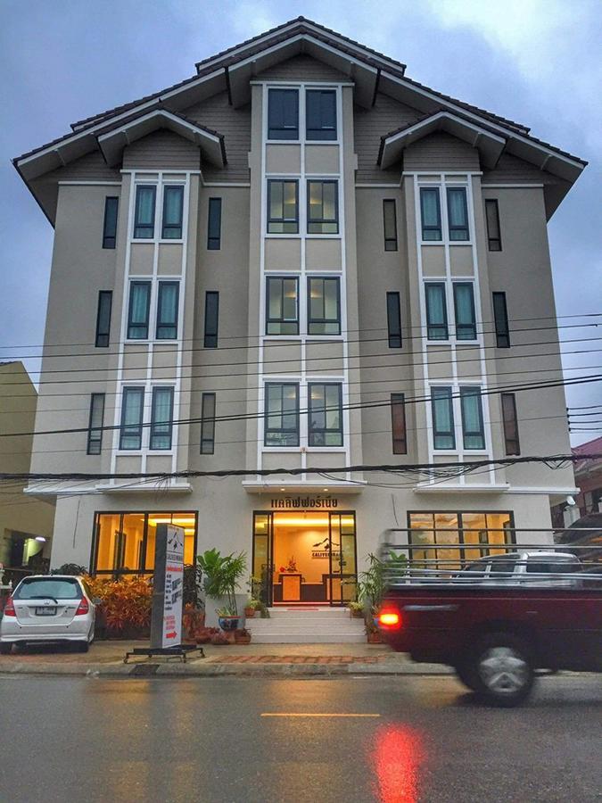 Calivefornia 2016 Hotel Chiang Rai Exterior photo
