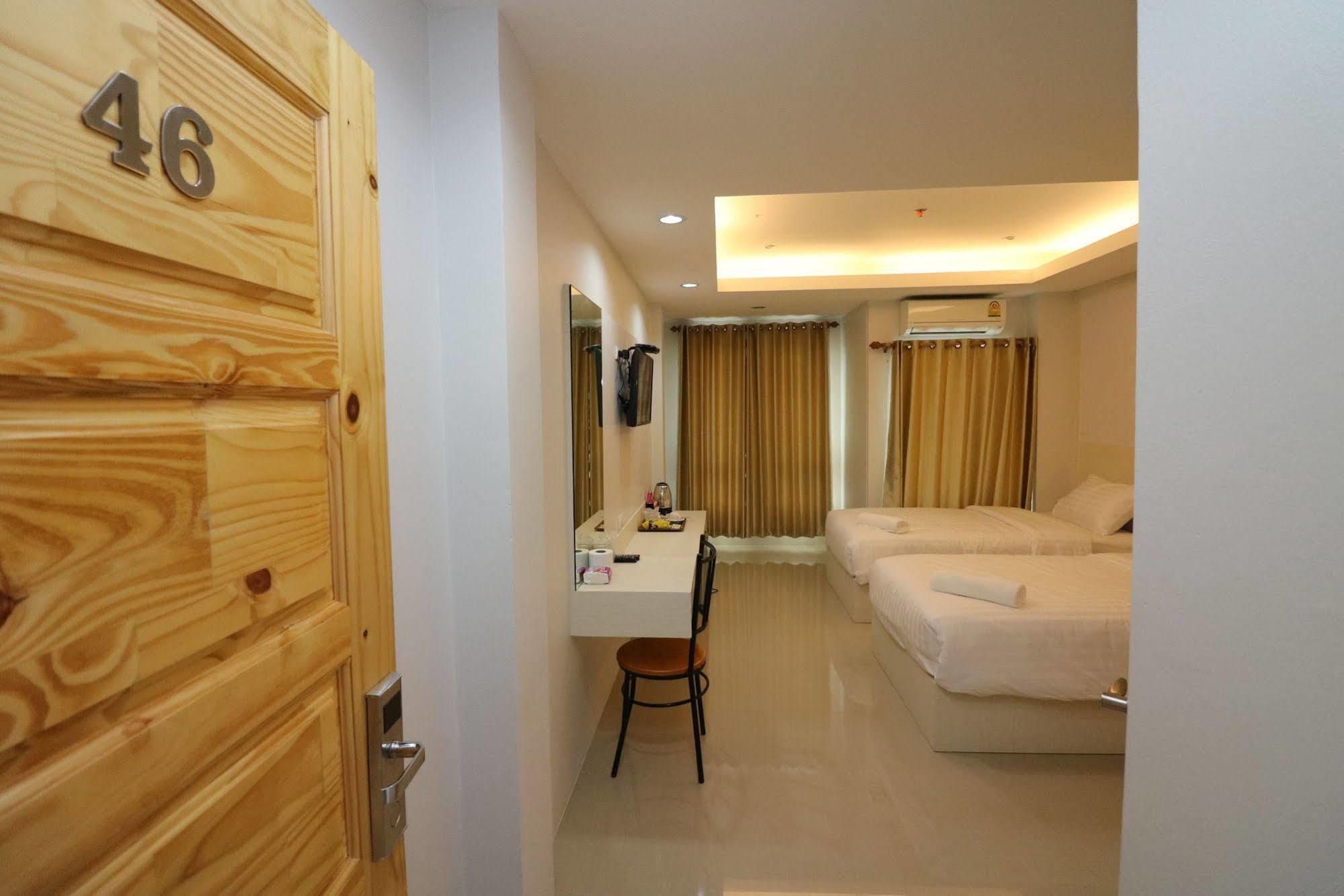 Calivefornia 2016 Hotel Chiang Rai Exterior photo